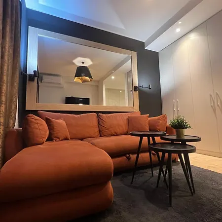 Apartment Waterfront Lux *